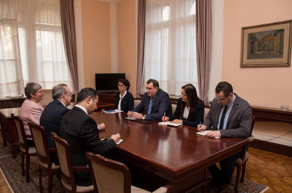 Dodik primio ambasadora Turske Halduna Koča - undefined